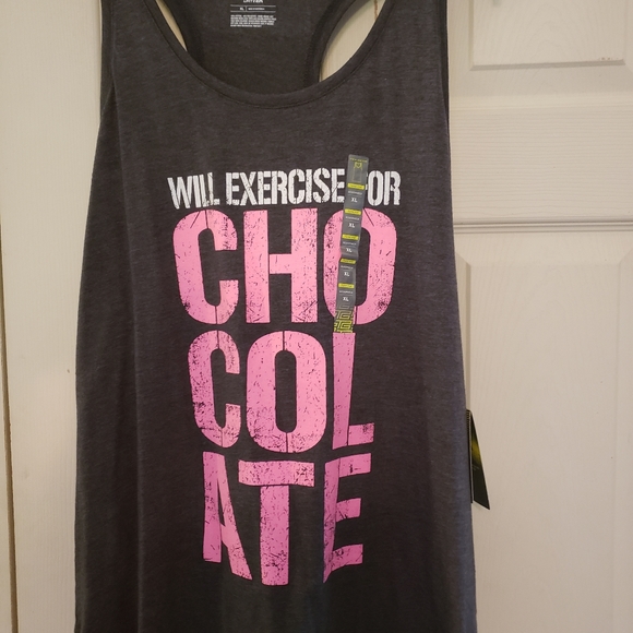 t shirt - Picture 2 of 2